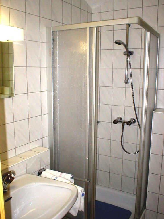 Hotel Baumgartnerhof Finkenstein am Faaker See Zimmer foto